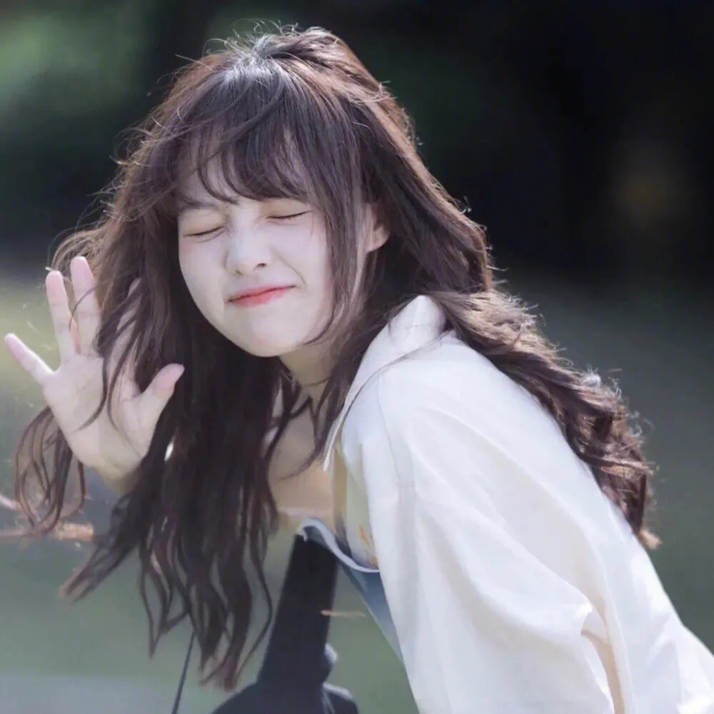 清潭少女 海报