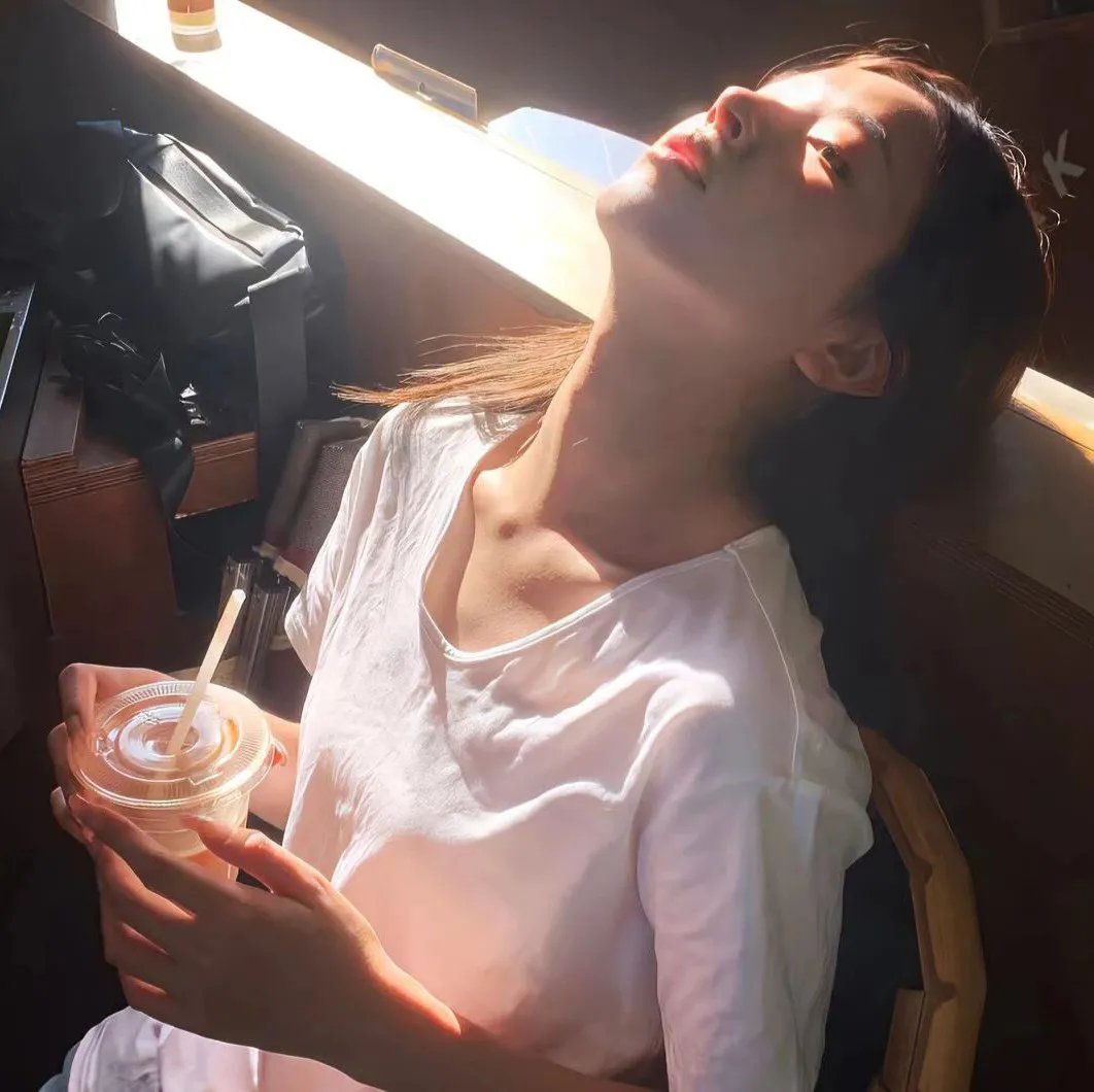 大邱春晓 海报